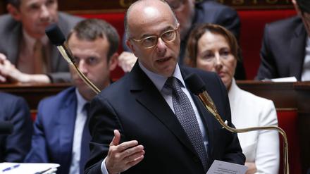Frankreichs Innenminister Bernard Cazeneuve informierte am Mittwochabend die Öffentlichkeit.