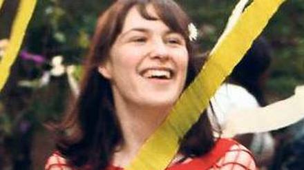 Victoria Schulz spielt Dora.