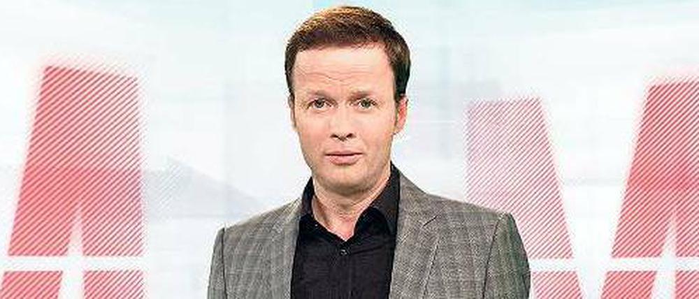 Georg Restle leitet und moderiert das Politmagazin „Monitor“ seit September 2012. Der Journalist führt außerdem das Investigativ-Ressort des WDR.