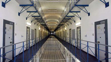 Überwachen und Strafen - Alltag im Gefängnis