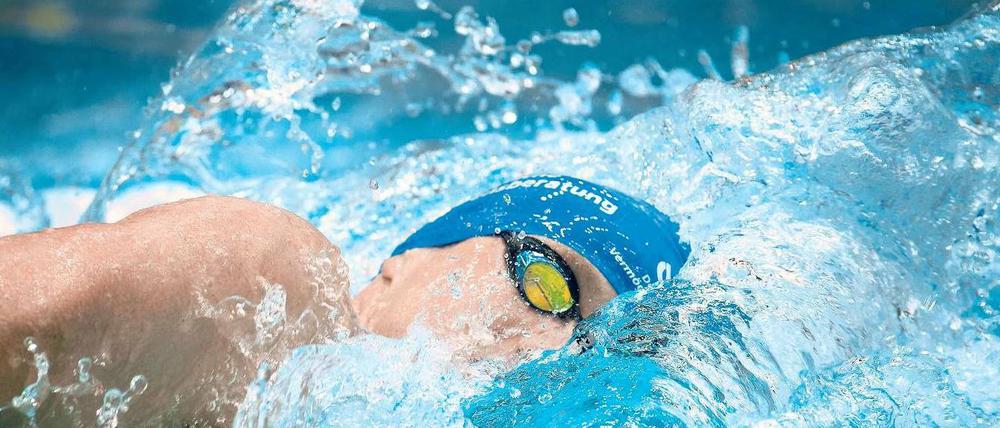 Im Alleingang. Über 200 Meter Freistil gelingt Paul Biedermann mit 1:45,60 Minuten eine überragende Zeit.