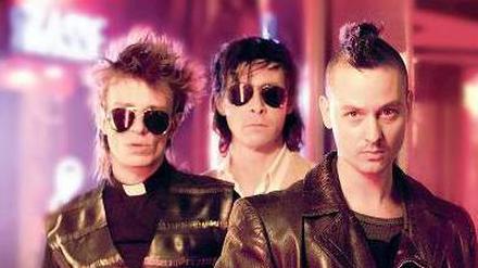 Nachtgestalten. Alexander Scheer als Blixa Bargeld, Marc Hosemann als Nick Cave und Tom Schilling als Robert. 