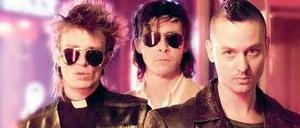 Nachtgestalten. Alexander Scheer als Blixa Bargeld, Marc Hosemann als Nick Cave und Tom Schilling als Robert. 