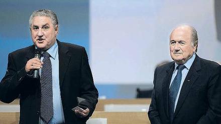 Jim Boyce, 70, ist seit 2011 einer von sieben Fifa-Vizepräsidenten. Im Mai scheidet der Ire (li.) aus dem Exekutivkomitee aus.