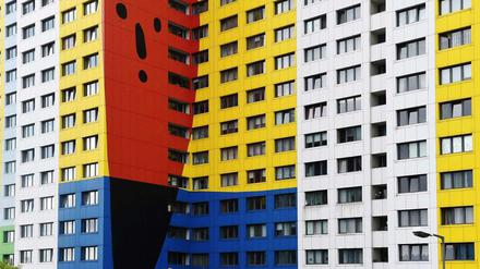 Das Gustavo-Hochhaus in der Franz-Jacob-Straße in Berlin.