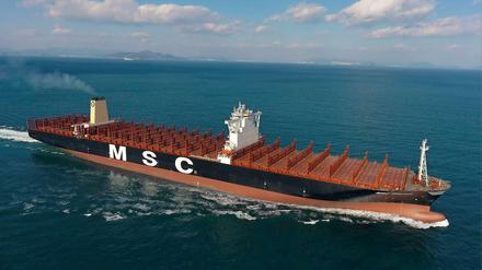 Platz für 19.224 Container. Die MSC Oscar soll am Samstag auf ihrer Jungfernfahrt den Jade Weser Port in Wilhelmshaven anlaufen.
