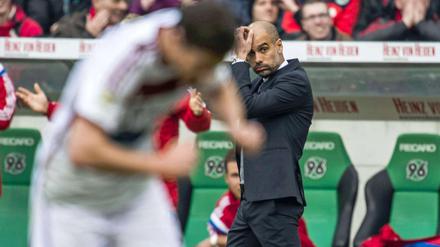 Erleichterung. Bayern-Trainer Pep Guardiola freut sich über das 3:1.