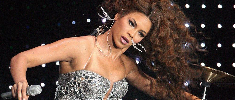 So kennen und schätzen Fans die Sängerin Beyoncé. Unretuschierte Bilder von ihr haben jetzt einen Eklat ausgelöst.
