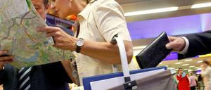 Die Polizei warnt vor Taschendieben.