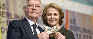 Unter Bären. Charlotte Rampling und Sir Tom Courtenay.