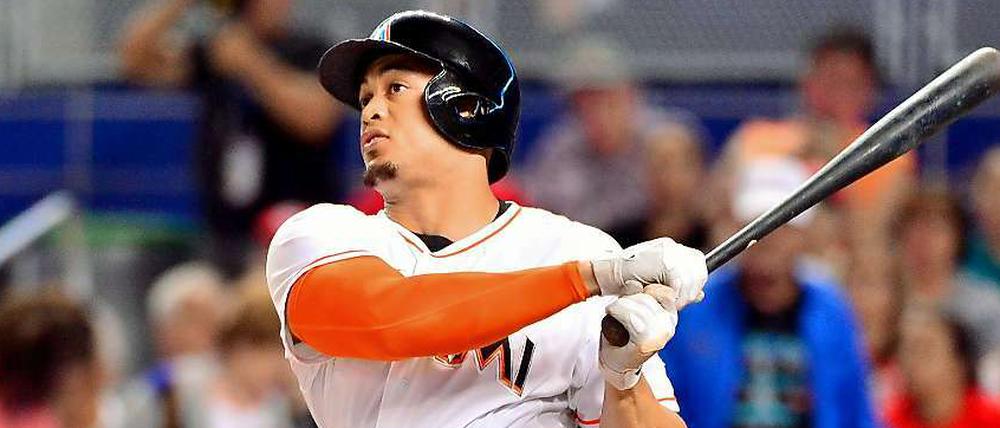 Ausgesorgt mit 25. Giancarlo Stanton darf sich in den nächsten 13 Jahren über 325 Millionen US-Dollar freuen.
