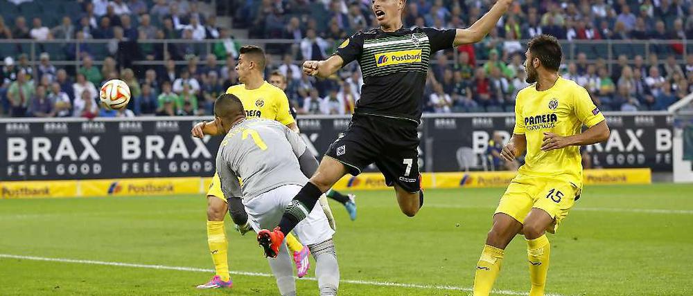 Im Hinspiel erreichte Mönchengladbach gegen den Champions-League-Halbfinalist von 2006 ein 1:1.