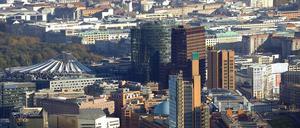 Mein Platz. Anleger können über Offene Fonds im Immobilienmarkt investieren. In der Vergangenheit haben diese Fonds das Geld zum Beispiel am Potsdamer Platz angelegt.
