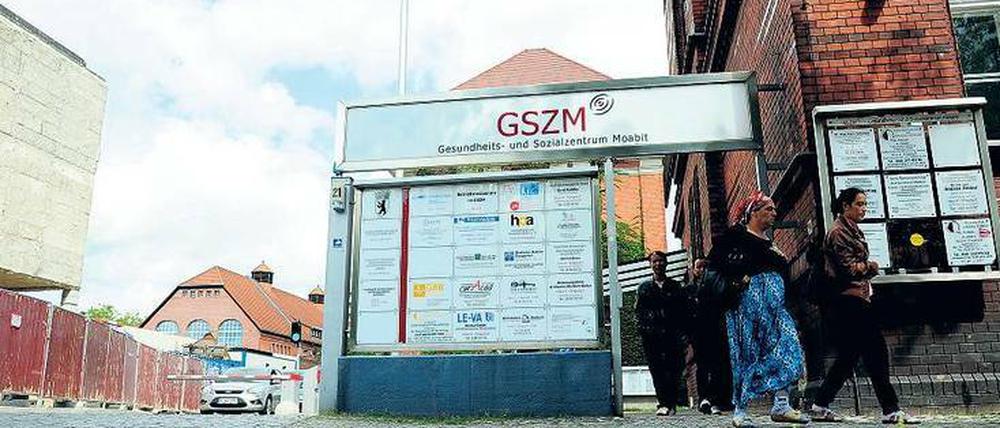 Einst Klinik, heute Fluchtpunkt. Das Krankenhaus Moabit wurde 2001 geschlossen. Einige glauben, dort werde auch wieder ein Krankenhaus gebraucht.