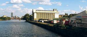 Speicher als Markthalle? Für den Victoriaspeicher wird eine Zwischennutzung geprüft. Mit den Betreibern der nahegelegenen Markthalle Neun gibt es Interessenten mit starkem Kiezbezug. 