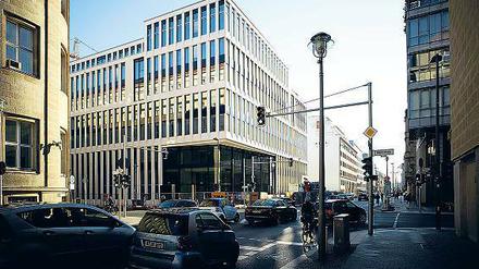 Eckgrundstück im Regierungsviertel. Prozessberater helfen, das Richtige zu finden, wie beim Berliner Sitz der Deutschen Gesetzlichen Unfallversicherung. 