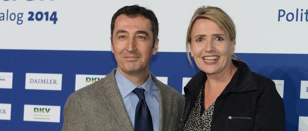 Seit gut einem Jahr führen Cem Özdemir und Simone Peter die Grünen.
