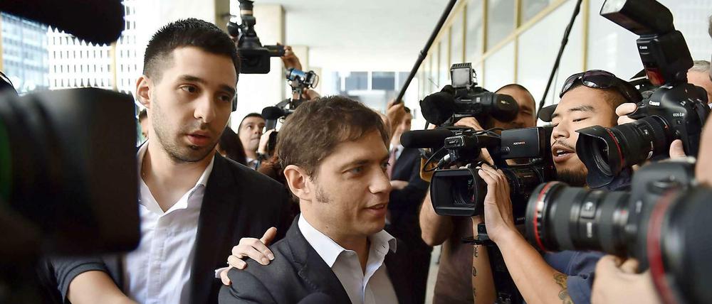 Argentiniens Wirtschaftsminister Kicillof zieht gegen Spekulanten in den Kampf - und erntet dafür viel Aufmerksamkeit.