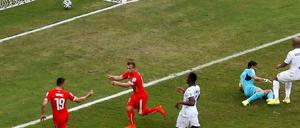 Am Tag, als Xherdan dreimal traf. Shaqiri jubelt hier mit Josip Drmic über sein zweites Tor gegen Honduras.