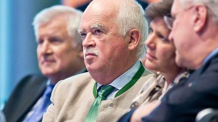 CSU-Parteivize Peter Gauweiler (2.v.l.)