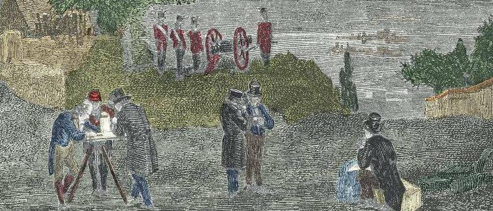 Alexander von Humboldt und Joseph Louis Gay-Lussac vermessen in den Schanzen von Paris die Schallgeschwindigkeit.