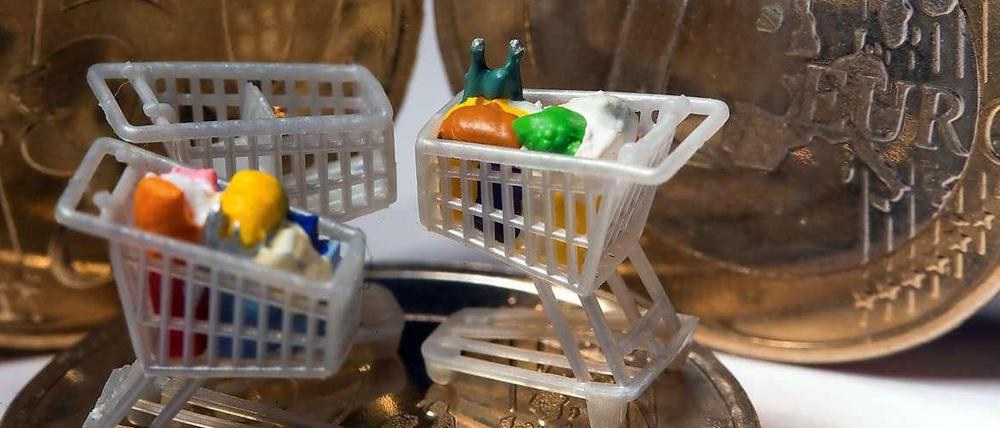Kleine Einkaufswagen, konstante Preise: Die Inflationsrate steigt kaum noch.