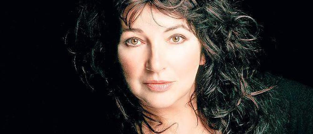 Vier Oktaven. Kate Bush, Sängerin, Pianistin, Songwriterin.