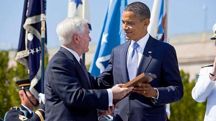 Der ehemalige US-Verteidigungsminister Robert Gates hat scharfe Kritik an der Afghanistan-Politik von US-Präsident Barack Obama geübt. 