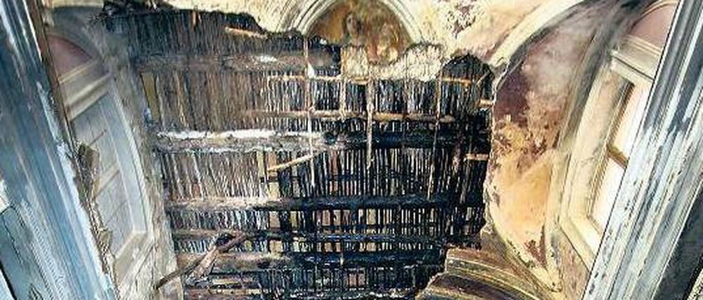 Im Jahr 2012 gab ein Feuer dem maroden „Heiligen Tempel der Scorziata“ den Rest.
