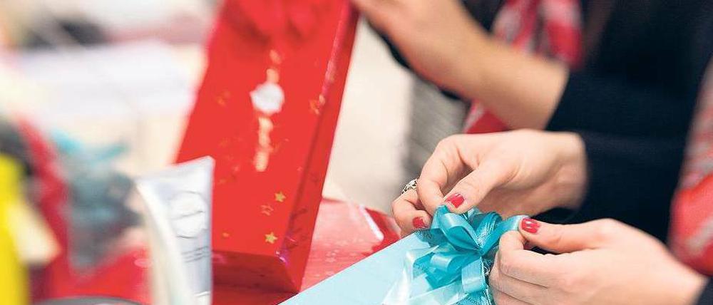 Schade eigentlich. Nicht immer bringen Geschenke Freude. Foto: dpa