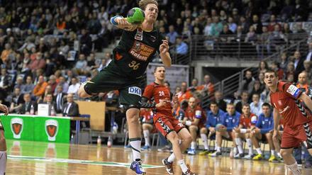 Anlauf aufs Finale: Jesper Nielsen und die Füchse hoffen, beim Finalturnier des EHF-Pokals auch noch auf der Platte dabei zu sein.