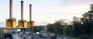 Die Preise steigen rasant. Der Strom von Vattenfall, hier im Bild das Heizkraftwerk in Wilmersdorf, ist vergleichsweise teuer.