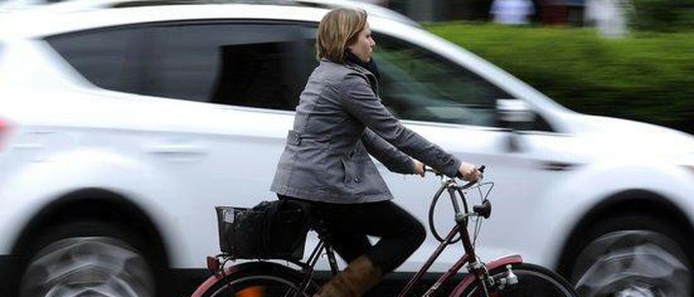 Das Nebeneinander von Auto und Fahrrad führt auch zu ungewollten Kontakten.