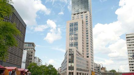 Aufschwung West. Seit Anfang 2013 gibt es das Luxushotel Waldorf Astoria neben dem Breitscheidplatz in Charlottenburg.