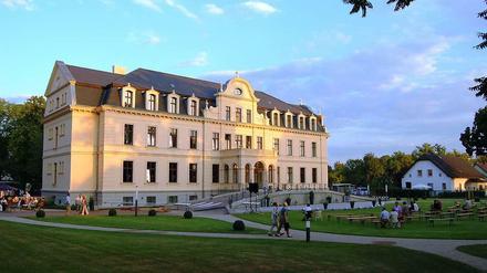 Schön hier. Und auch gar nicht weit weg. Schloss Ribbeck.