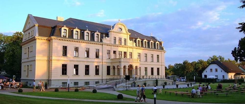 Schön hier. Und auch gar nicht weit weg. Schloss Ribbeck.