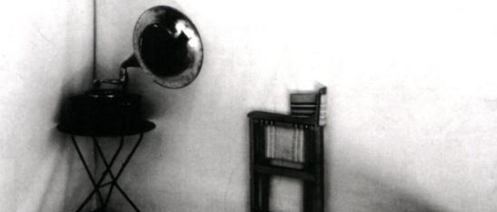 Ausschnitt des Covers „Programme und Manifeste zur Architektur des 20. Jahrhunderts“