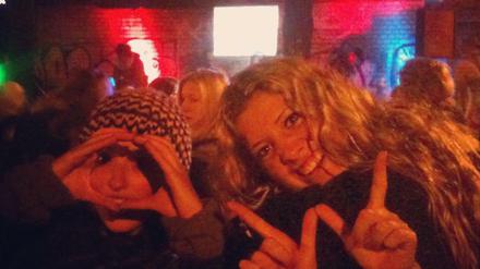 "Ost meets West" - das Motto der Gleimtunnelparty.
