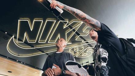Wegweisend. Nike verkauft Schuhe und Sportbekleidung mit Erfolg – auch auf dem Heimatmarkt von Adidas und Puma. 