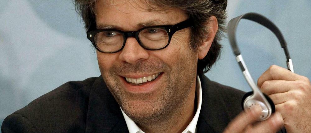 Der US-Autor Jonathan Franzen kritisiert das Internet und Twitter - und wird dafür selbst scharf kritisiert.