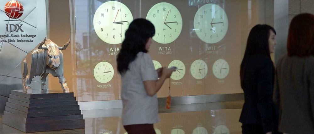 Unter Beobachtung. Die Kursentwicklung am indonesischen Anleihen- und Aktienmarkt in Jakarta sowie an anderen Schwellenländer-Börsen wird mit Spannung verfolgt. 