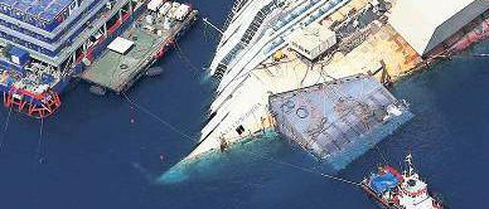 Der Stahlkasten P3 soll mit anderen Kästen das Schiff später stabilisieren. 