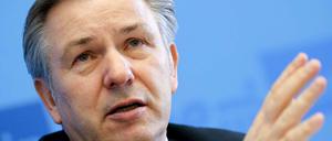 Nicht nur Bürgermeister von Berlin: Klaus Wowereit hat in seiner Funktion als Kultursenator den Haushalt im Ausschuss vorgestellt.