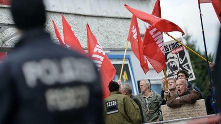 Gegendemonstranten in Marzahn.