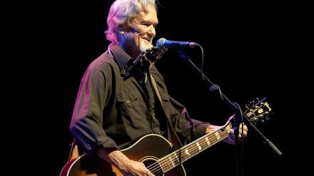 Mann in Schwarz. Kris Kristofferson bei seinem Auftritt im Admiralspalast.