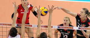 Angriff von Außen. Die deutschen Volleyballerinnen überzeugten beim 3:0 gegen die Türkei. 