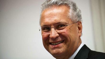 Findet die Verfassungsänderungen "überaus wichtig": Bayerns Innenminister Joachim Herrmann.