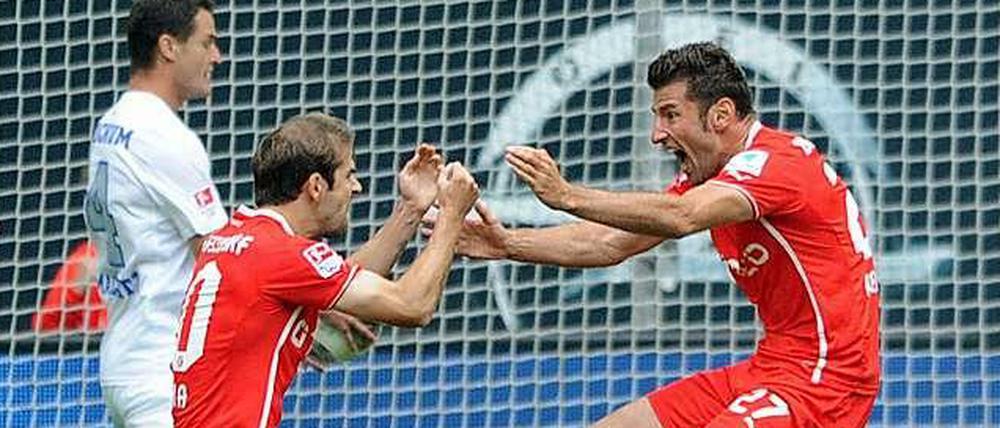 Tor! Michael Reisinger erzielt den Siegtreffer für Fortuna Düsseldorf gegen den VfL Bochum. 