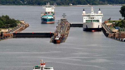 Die Schleuse Kiel-Holtenau - sie markiert das Ende des Nordostseekanals auf der Ostsee-Seite. 
