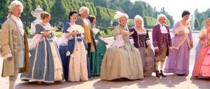 Zeitreise im Schlossgarten. Manchmal trifft man auf Barockvereine, die zu Veranstaltungen auftreten. Man kann aber auch historische Themenführungen buchen, etwa aus der Perspektive des Adels oder des Personals. 